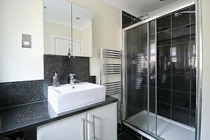 En-Suite- click for photo gallery